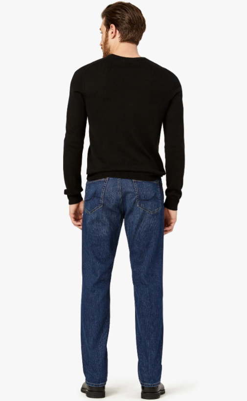 Charisma Relaxed Straight Jeans In Mid Comfort