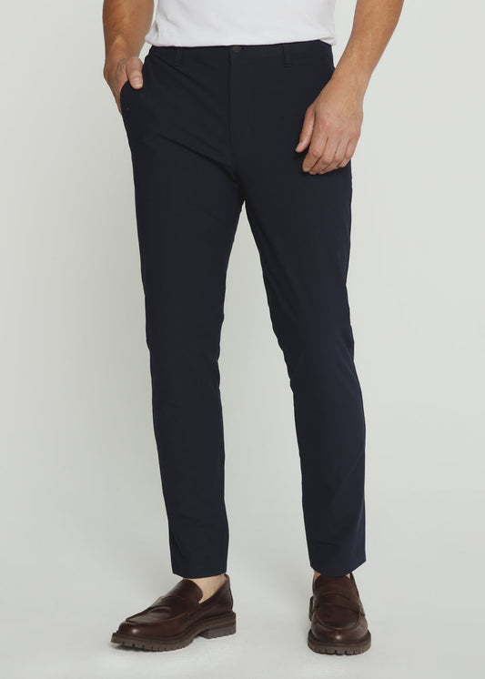 7Diamonds Athletic Infinity Chino Pants